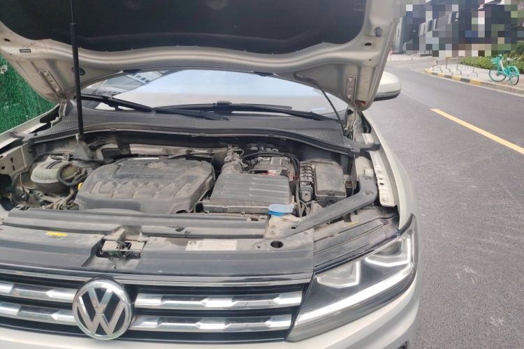 Used Volkswagen Tiguan L 2019 330TSI Automatic Two-Wheel Drive Panoramic Comfort Edition China V Standard Engine Bay Left