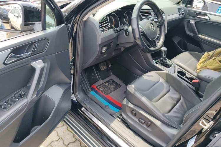 Used Volkswagen Tiguan L 2020 330TSI Automatic Two-Wheel Drive Panoramic Comfort Edition China VI Standard Driver Seat