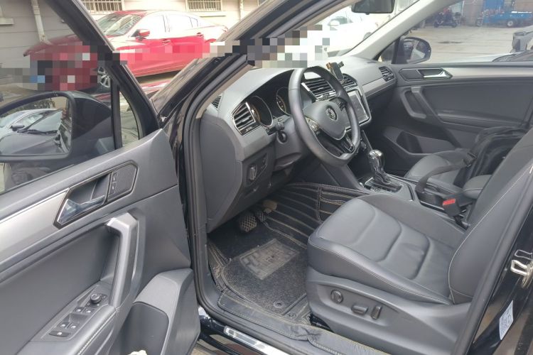 Used Volkswagen Tiguan L 2020 330TSI Automatic Two-Wheel Drive Panoramic Comfort Edition China VI Standard Driver Seat