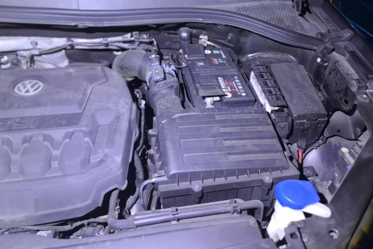 Used Volkswagen Tiguan L 2020 330TSI Automatic Two-Wheel Drive Luxury Edition China VI Standard Engine Bay Left