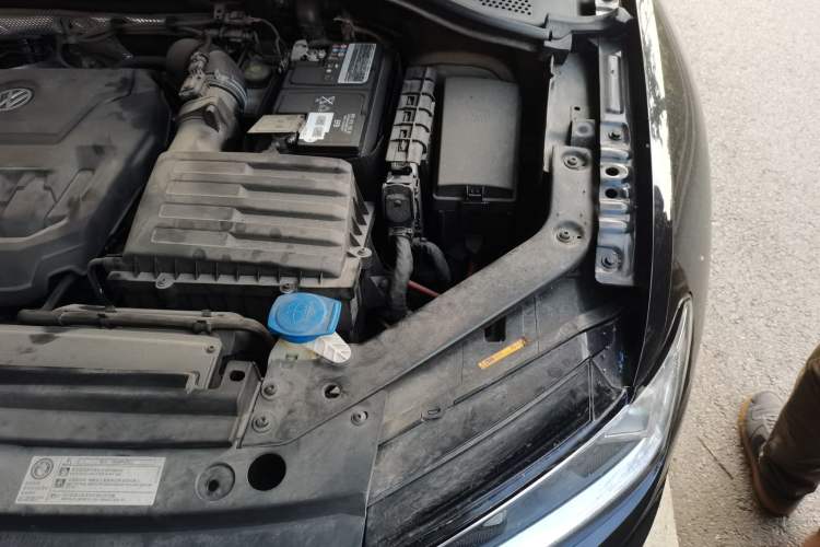 Used Volkswagen Tiguan L 2020 330TSI Automatic Two-Wheel Drive Panoramic Comfort Edition China VI Standard Engine Bay Left