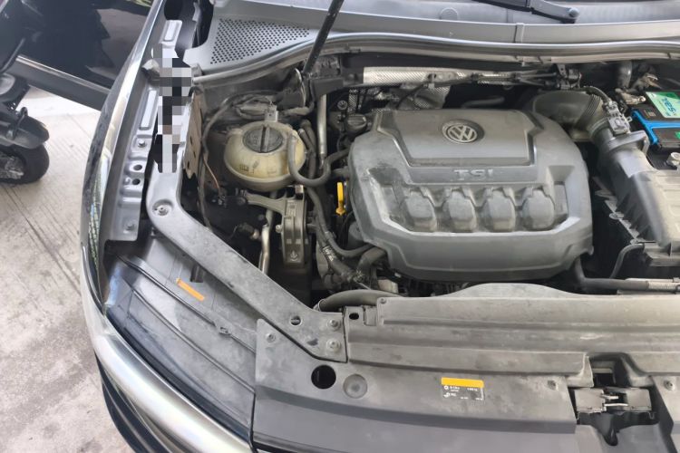 Used Volkswagen Tiguan L 2020 330TSI Automatic Two-Wheel Drive Panoramic Comfort Edition China VI Standard Engine Bay Right