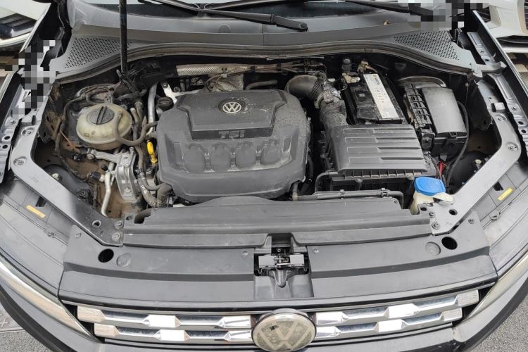 Used Volkswagen Tiguan L 2020 330TSI Automatic Two-Wheel Drive Panoramic Comfort Edition China VI Standard Engine Bay