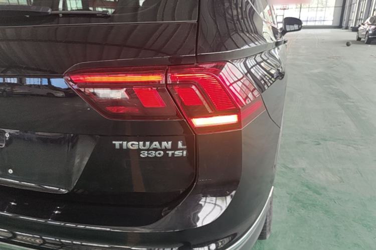 Used Volkswagen Tiguan L 2020 330TSI Automatic Two-Wheel Drive Smart Luxury Edition China VI Standard Exterior 3