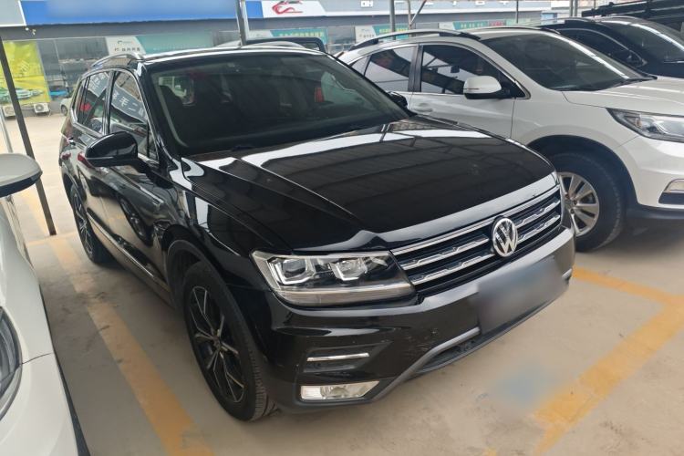 Used Volkswagen Tiguan L 2020 330TSI Automatic Two-Wheel Drive Smart Luxury Edition China VI Standard Exterior 3