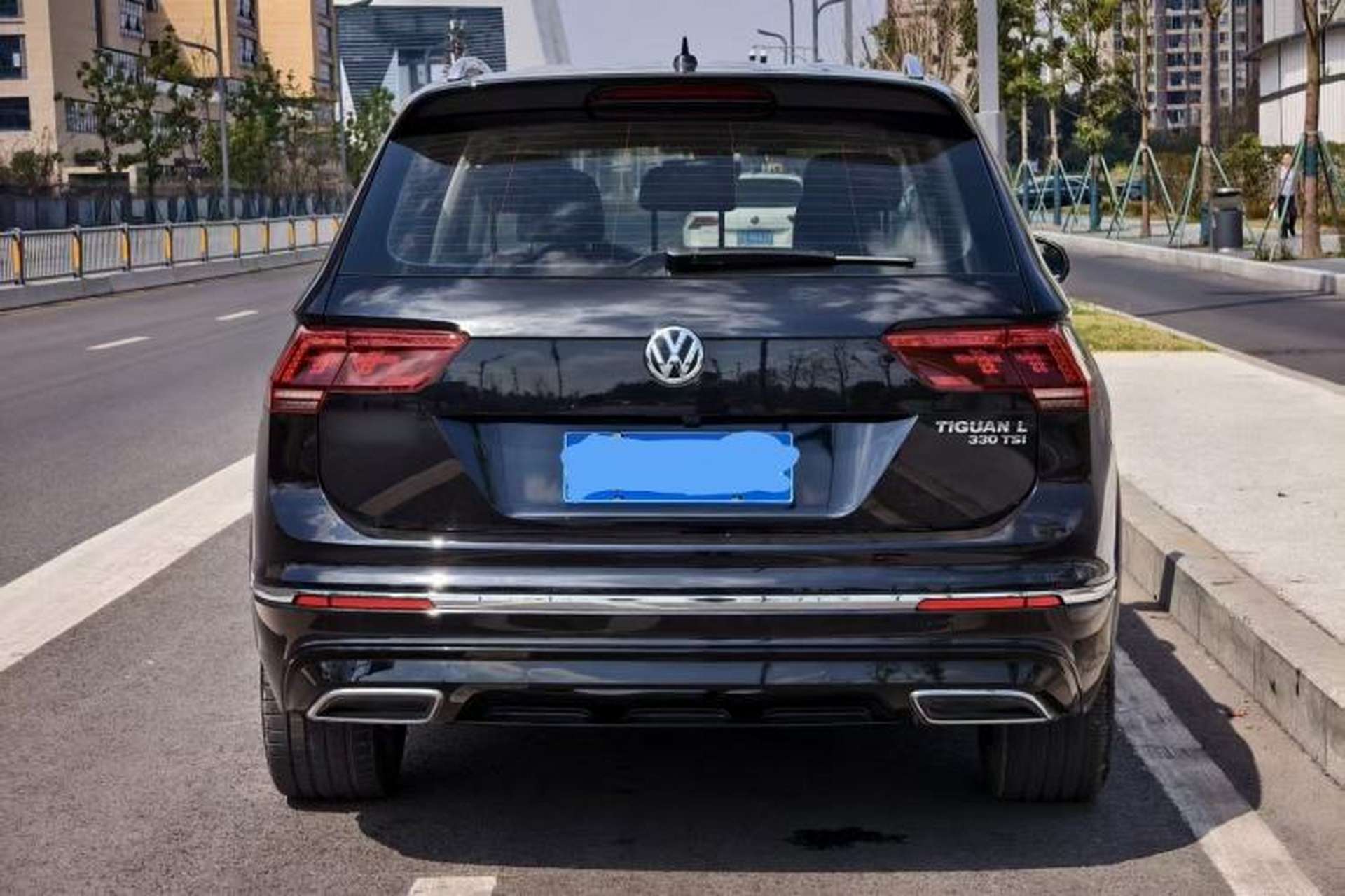 Used Volkswagen Tiguan L 2020 330TSI Automatic Two-Wheel Drive R-Line Flagship Version China VI Standard Exterior 5