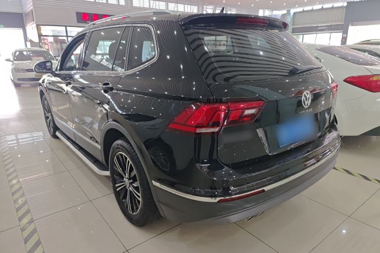 Used Volkswagen Tiguan L 2020 330TSI Automatic Two-Wheel Drive Panoramic Comfort Edition China VI Standard Exterior 5