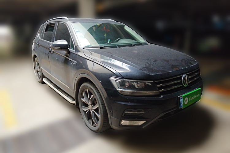 Used Volkswagen Tiguan L 2020 330TSI Automatic Two-Wheel Drive Smart Luxury Edition China VI Standard Front Right 45 Deg
