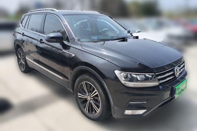 Used Volkswagen Tiguan L 2020 330TSI Automatic Two-Wheel Drive Panoramic Comfort Edition China VI Standard Front Right 45 Deg