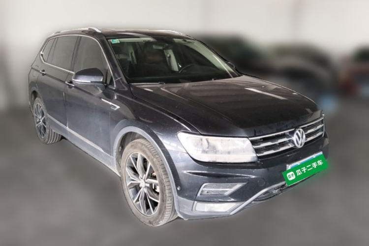 Used Volkswagen Tiguan L 2020 330TSI Automatic Two-Wheel Drive Smart Luxury Edition China VI Standard Front Right 45 Deg