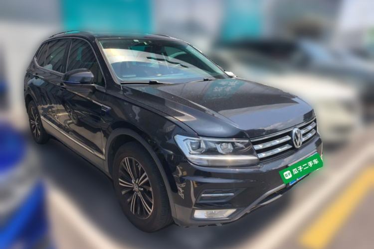 Used Volkswagen Tiguan L 2020 330TSI Automatic Two-Wheel Drive Panoramic Comfort Edition China VI Standard Front Right 45 Deg