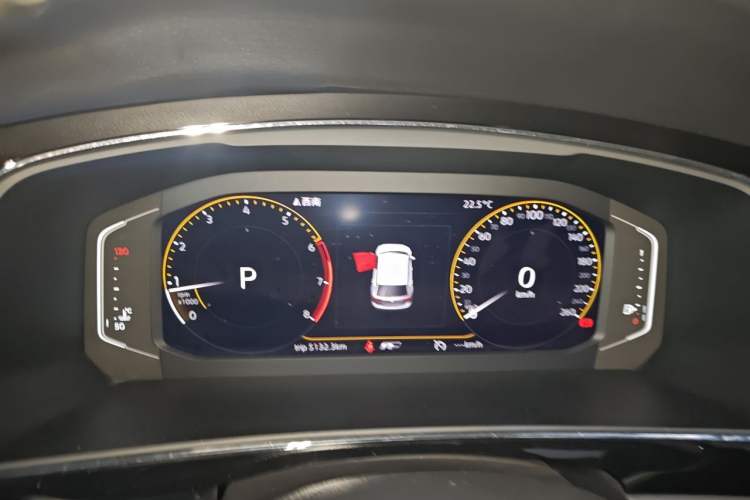 Used Volkswagen Tiguan L 2020 330TSI Automatic Two-Wheel Drive R-Line Flagship Version China VI Standard Instrument Cluster