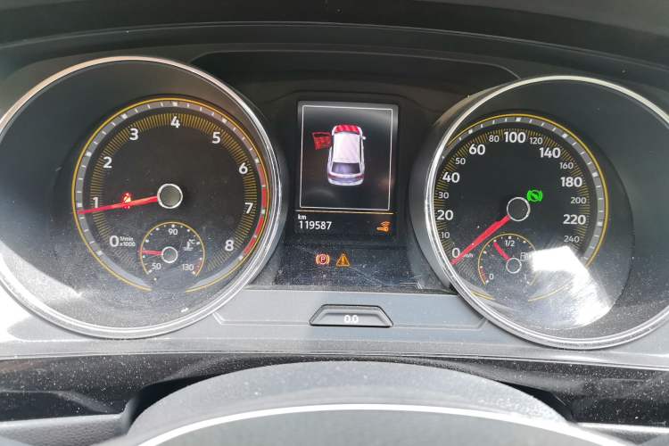 Used Volkswagen Tiguan L 2020 330TSI Automatic Two-Wheel Drive Smart Luxury Edition China VI Standard Instrument Cluster
