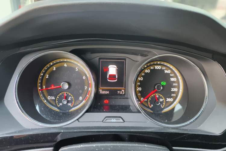 Used Volkswagen Tiguan L 2020 330TSI Automatic Two-Wheel Drive Panoramic Comfort Edition China VI Standard Instrument Cluster