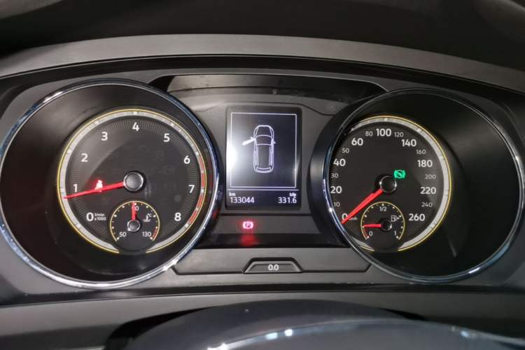 Used Volkswagen Tiguan L 2020 330TSI Automatic Two-Wheel Drive Luxury Edition China VI Standard Instrument Cluster