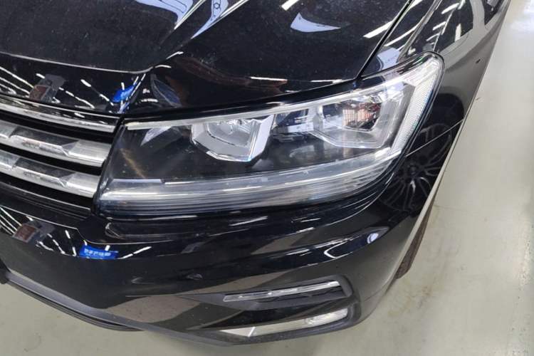 Used Volkswagen Tiguan L 2020 330TSI Automatic Two-Wheel Drive Panoramic Comfort Edition China VI Standard Left Front Headlight