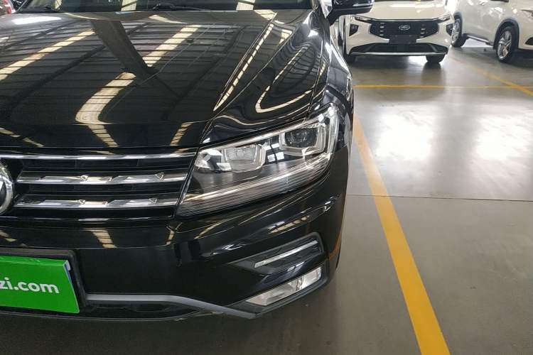 Used Volkswagen Tiguan L 2020 330TSI Automatic Two-Wheel Drive Panoramic Comfort Edition China VI Standard Left Front Headlight