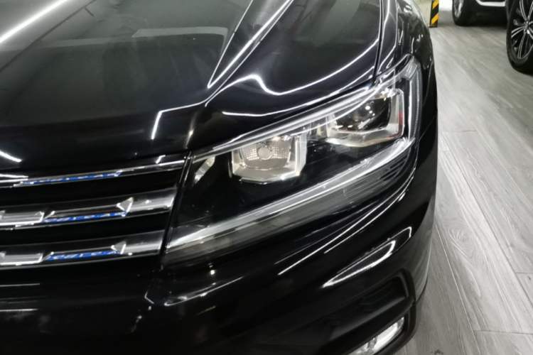 Used Volkswagen Tiguan L 2020 330TSI Automatic Two-Wheel Drive Luxury Edition China VI Standard Left Front Headlight