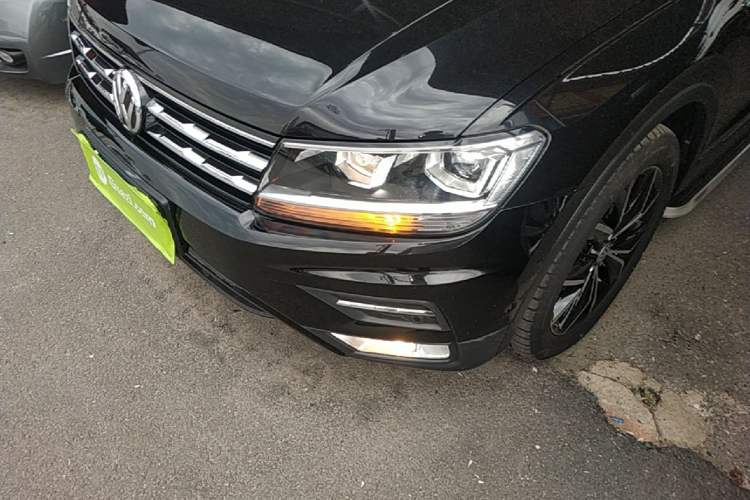 Used Volkswagen Tiguan L 2020 330TSI Automatic Two-Wheel Drive Smart Luxury Edition China VI Standard Left Front Headlight