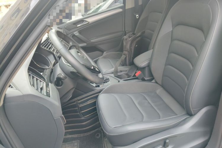 Used Volkswagen Tiguan L 2020 330TSI Automatic Two-Wheel Drive Panoramic Comfort Edition China VI Standard Left Front Seat
