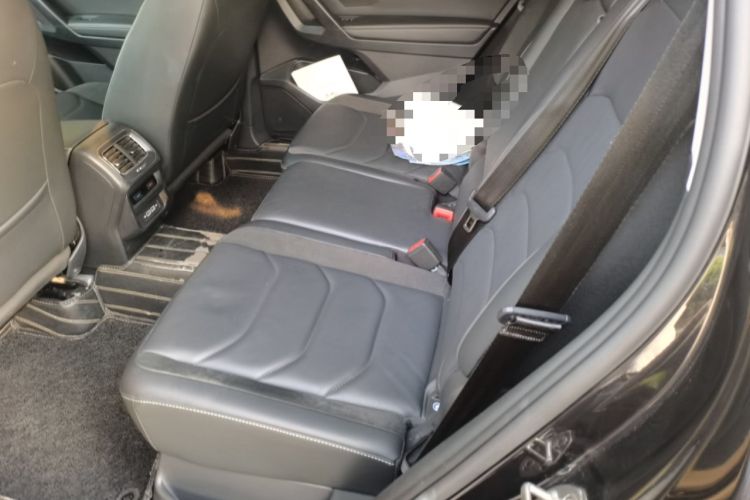 Used Volkswagen Tiguan L 2020 330TSI Automatic Two-Wheel Drive Panoramic Comfort Edition China VI Standard Left Rear Seat