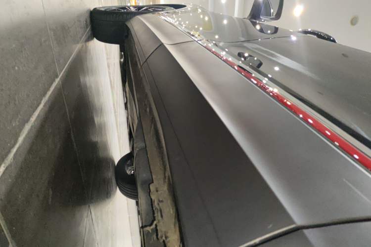 Used Volkswagen Tiguan L 2020 330TSI Automatic Two-Wheel Drive Smart Luxury Edition China VI Standard Left Side Sill