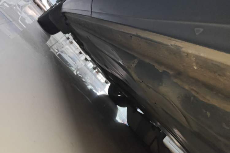 Used Volkswagen Tiguan L 2020 330TSI Automatic Two-Wheel Drive Smart Luxury Edition China VI Standard Left Side Sill