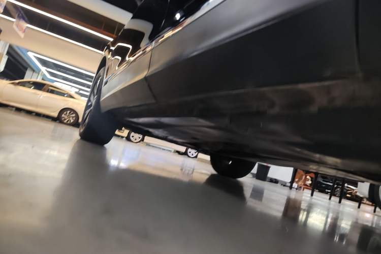 Used Volkswagen Tiguan L 2020 330TSI Automatic Two-Wheel Drive Panoramic Comfort Edition China VI Standard Left Side Sill