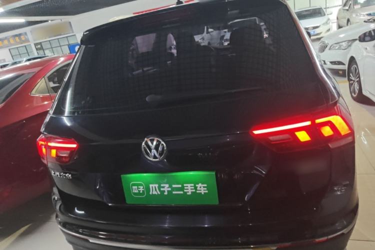Used Volkswagen Tiguan L 2020 330TSI Automatic Two-Wheel Drive Smart Luxury Edition China VI Standard Rear