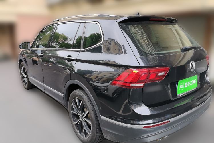 Used Volkswagen Tiguan L 2020 330TSI Automatic Two-Wheel Drive Smart Luxury Edition China VI Standard Rear Left 45 Deg