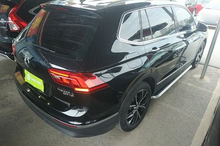 Used Volkswagen Tiguan L 2020 330TSI Automatic Two-Wheel Drive Smart Luxury Edition China VI Standard Rear Right 45 Deg