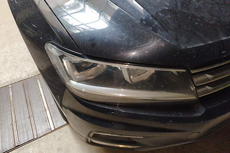 Used Volkswagen Tiguan L 2020 330TSI Automatic Two-Wheel Drive Smart Luxury Edition China VI Standard Right Front Headlight