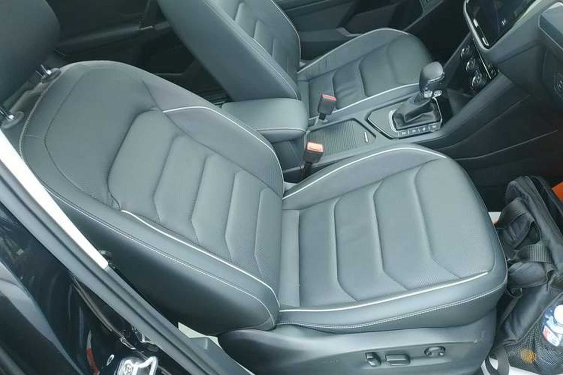 Used Volkswagen Tiguan L 2020 330TSI Automatic Two-Wheel Drive R-Line Flagship Version China VI Standard Right Front Seat