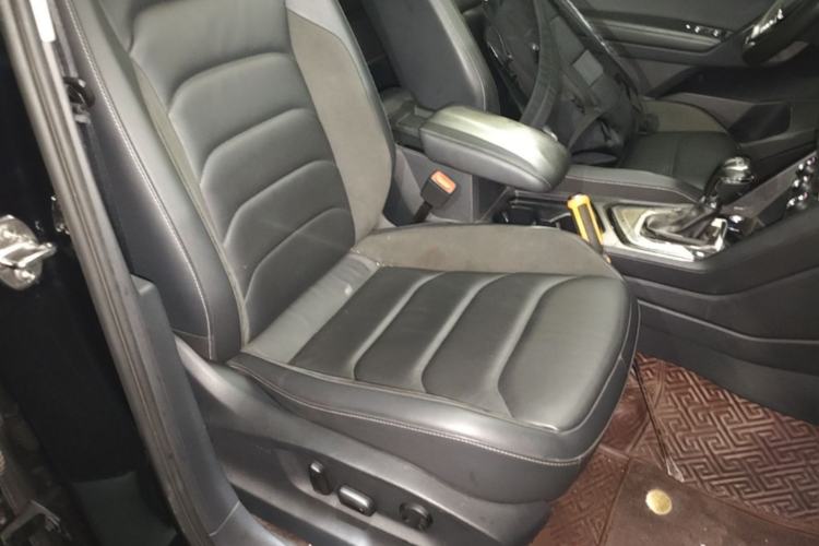 Used Volkswagen Tiguan L 2020 330TSI Automatic Two-Wheel Drive Panoramic Comfort Edition China VI Standard Right Front Seat