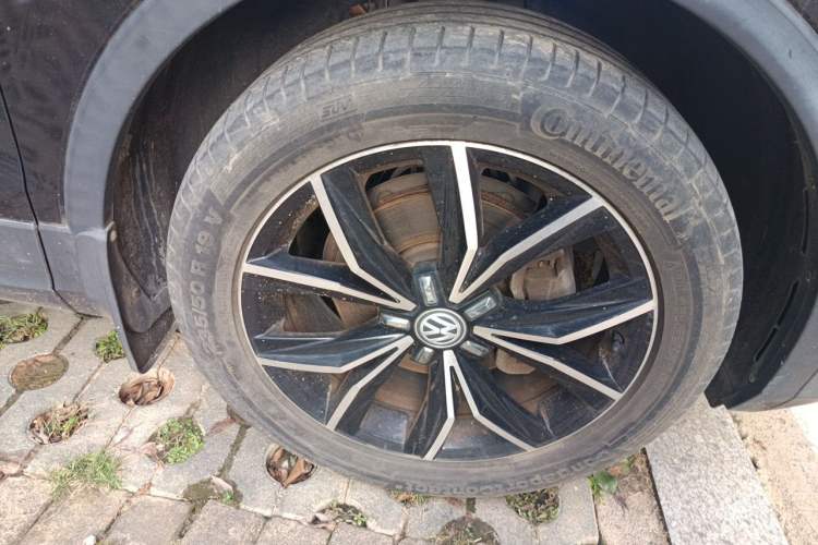 Used Volkswagen Tiguan L 2020 330TSI Automatic Two-Wheel Drive Smart Luxury Edition China VI Standard Right Front Wheel Hub