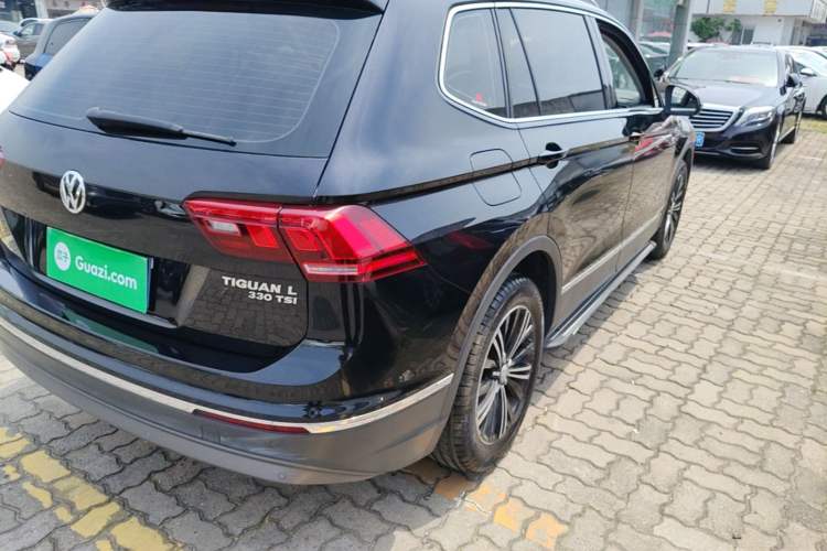 Used Volkswagen Tiguan L 2020 330TSI Automatic Two-Wheel Drive Panoramic Comfort Edition China VI Standard Right Rear Taillight