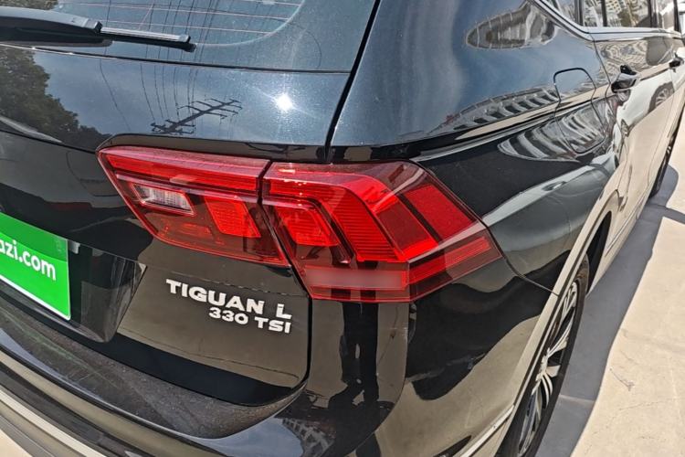 Used Volkswagen Tiguan L 2020 330TSI Automatic Two-Wheel Drive Panoramic Comfort Edition China VI Standard Right Rear Taillight