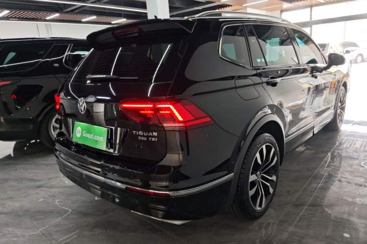 Used Volkswagen Tiguan L 2020 330TSI Automatic Two-Wheel Drive R-Line Flagship Version China VI Standard Right Rear Taillight