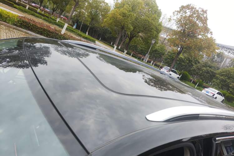 Used Volkswagen Tiguan L 2020 330TSI Automatic Two-Wheel Drive Panoramic Comfort Edition China VI Standard Roof