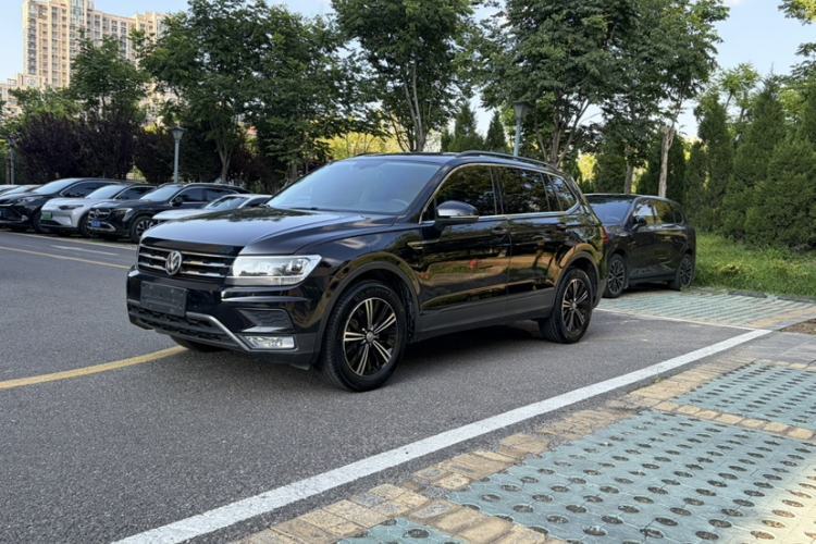 Used Volkswagen Tiguan L 2020 330TSI Automatic Two-Wheel Drive Luxury Edition China VI Standard Guazi used car, China used car export, Used car for sale, Used  cars, Cheapest cars for sale