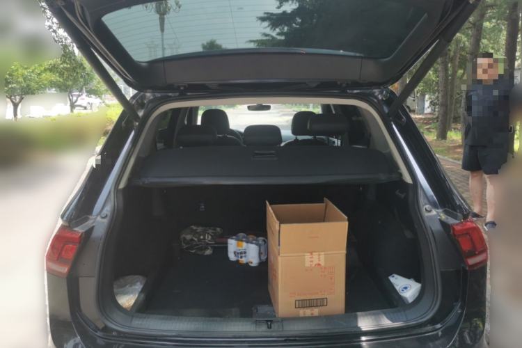 Used Volkswagen Tiguan L 2020 330TSI Automatic Two-Wheel Drive Smart Luxury Edition China VI Standard Trunk