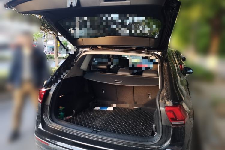 Used Volkswagen Tiguan L 2020 330TSI Automatic Two-Wheel Drive Panoramic Comfort Edition China VI Standard Trunk
