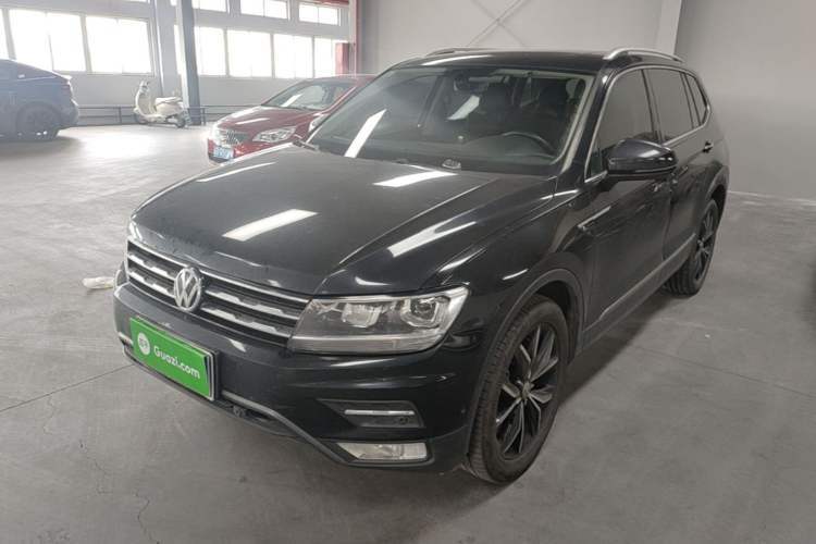 Used Volkswagen Tiguan L 2020 330TSI Automatic Two-Wheel Drive Smart Luxury Edition China VI Standard Guazi used car, China used car export, Used car for sale, Used cars, Cheapest cars for sale