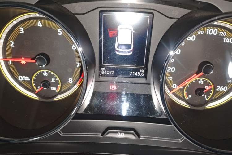 Used Volkswagen Tiguan L 2020 330TSI Automatic Two-Wheel Drive Smart Luxury Edition China VI Standard Instrument Cluster