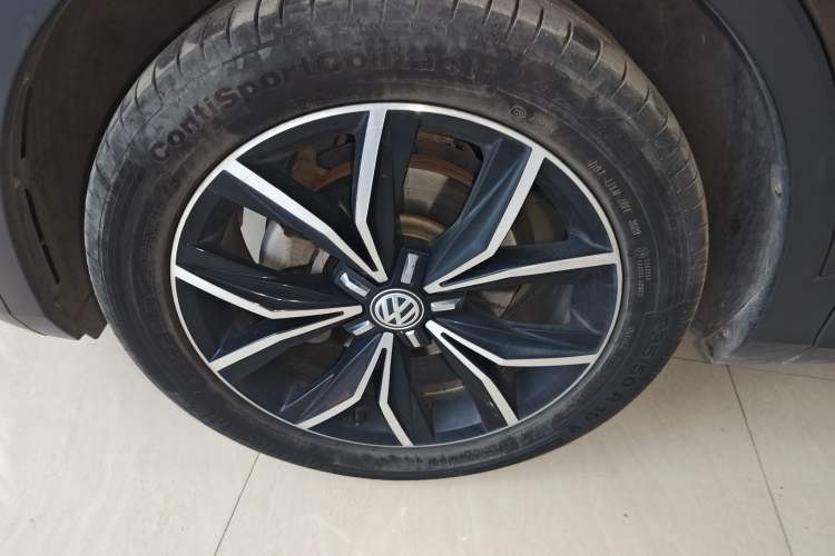 Used Volkswagen Tiguan L 2020 330TSI Automatic Two-Wheel Drive Smart Luxury Edition China VI Standard Left Front Wheel Hub