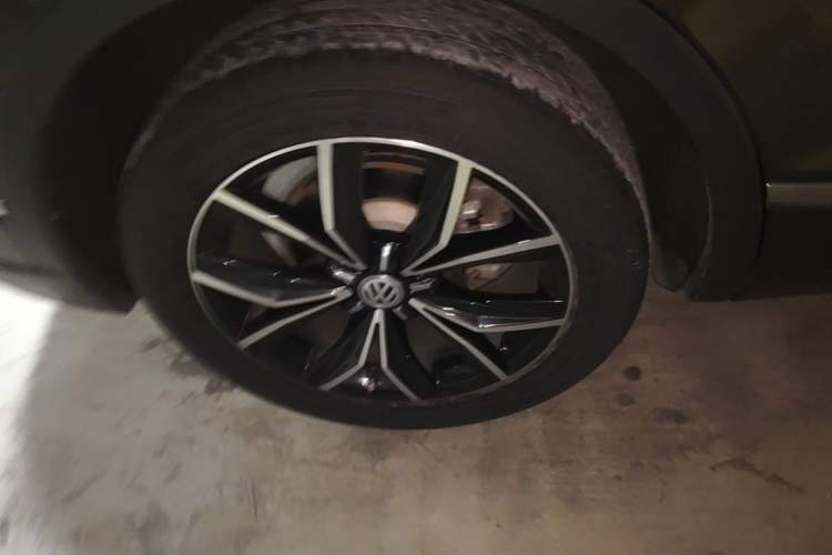 Used Volkswagen Tiguan L 2020 330TSI Automatic Two-Wheel Drive Smart Luxury Edition China VI Standard Right Rear Wheel Hub