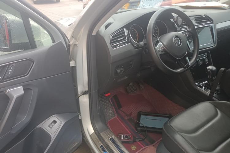 Used Volkswagen Tiguan L 2020 330TSI Automatic Two-Wheel Drive Smart Luxury Edition China VI Standard Driver Seat