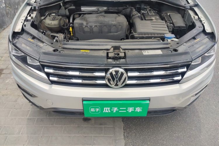 Used Volkswagen Tiguan L 2020 330TSI Automatic Two-Wheel Drive Smart Luxury Edition China VI Standard Engine Bay