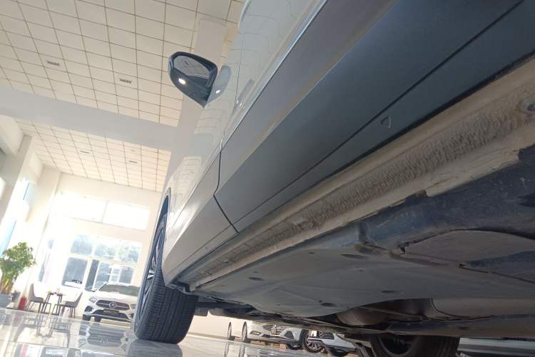 Used Volkswagen Tiguan L 2020 330TSI Automatic Two-Wheel Drive Panoramic Comfort Edition China VI Standard Left Side Sill