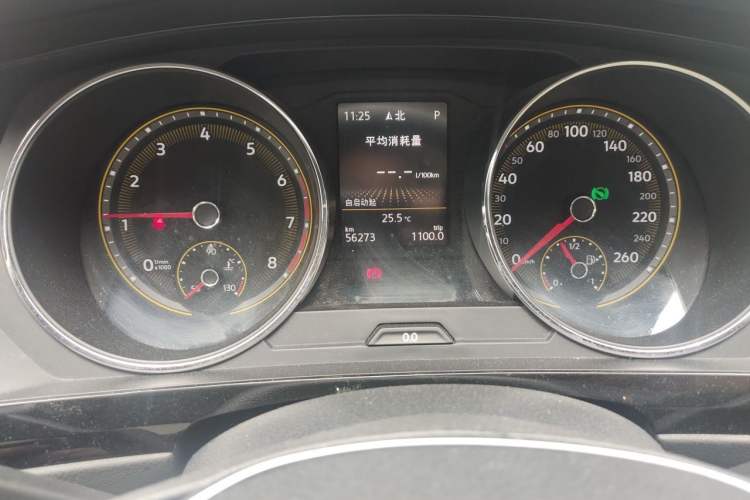Used Volkswagen Tiguan L 2020 330TSI Automatic Two-Wheel Drive Smart Luxury Edition China VI Standard Odometer Close Up